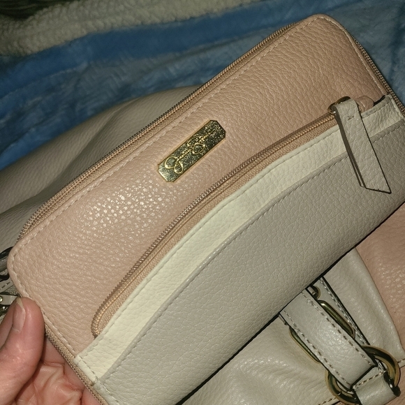 Jessica Simpson Bag/Wallet set - Picture 9 of 13